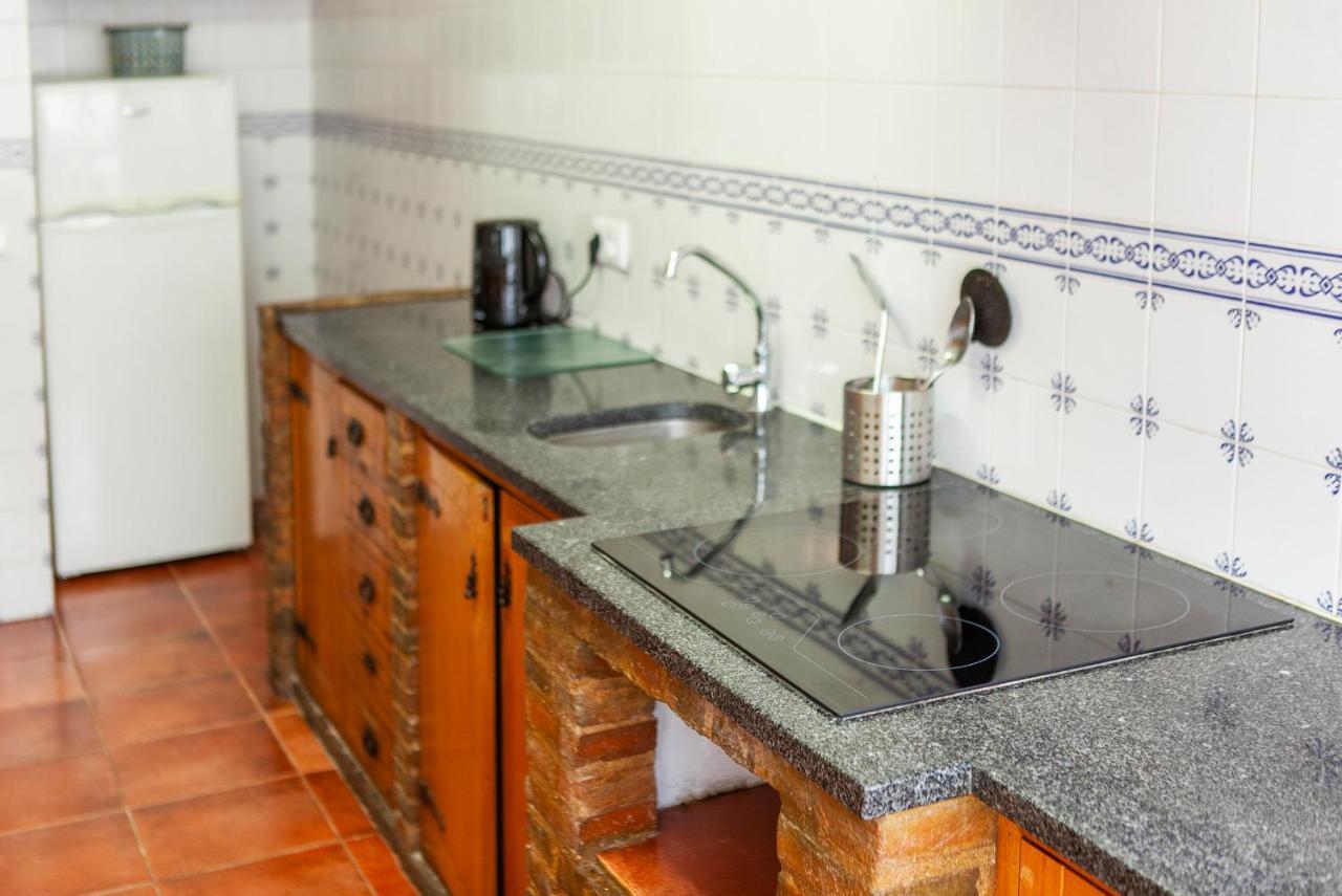 E - Local Da Trindade Guesthouse ลากอส ภายนอก รูปภาพ