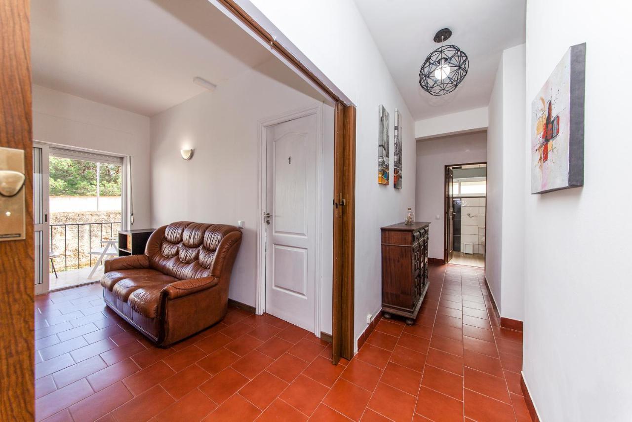 E - Local Da Trindade Guesthouse ลากอส ภายนอก รูปภาพ