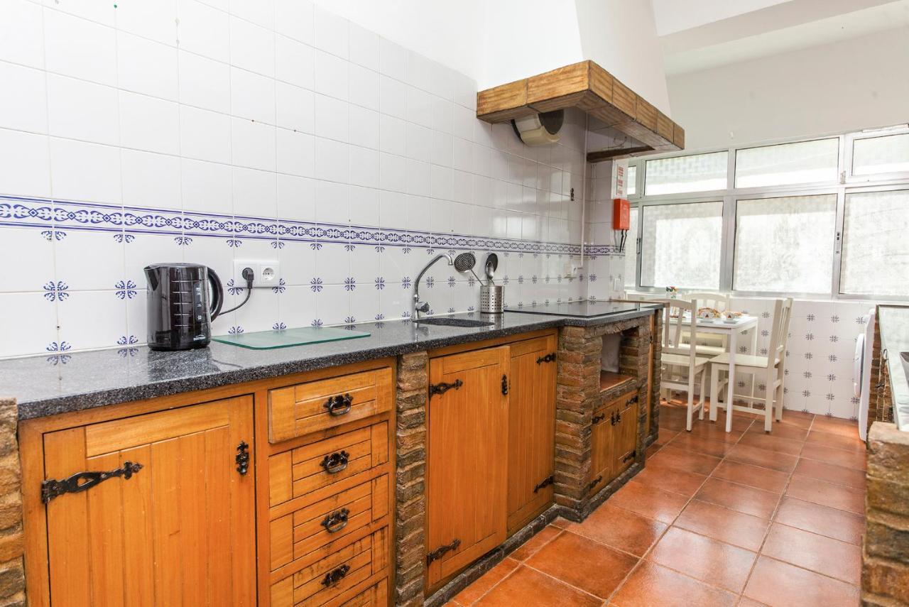 E - Local Da Trindade Guesthouse ลากอส ภายนอก รูปภาพ
