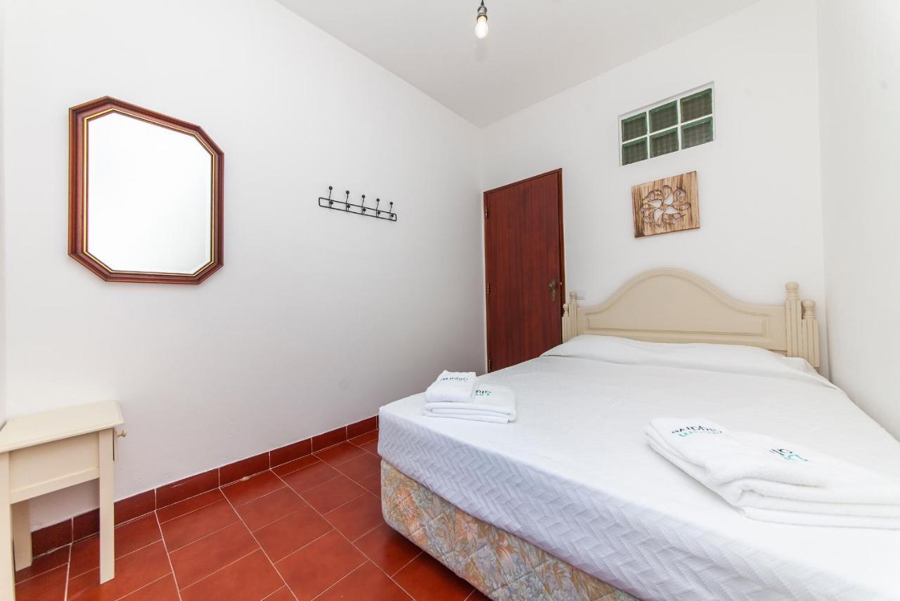 E - Local Da Trindade Guesthouse ลากอส ภายนอก รูปภาพ