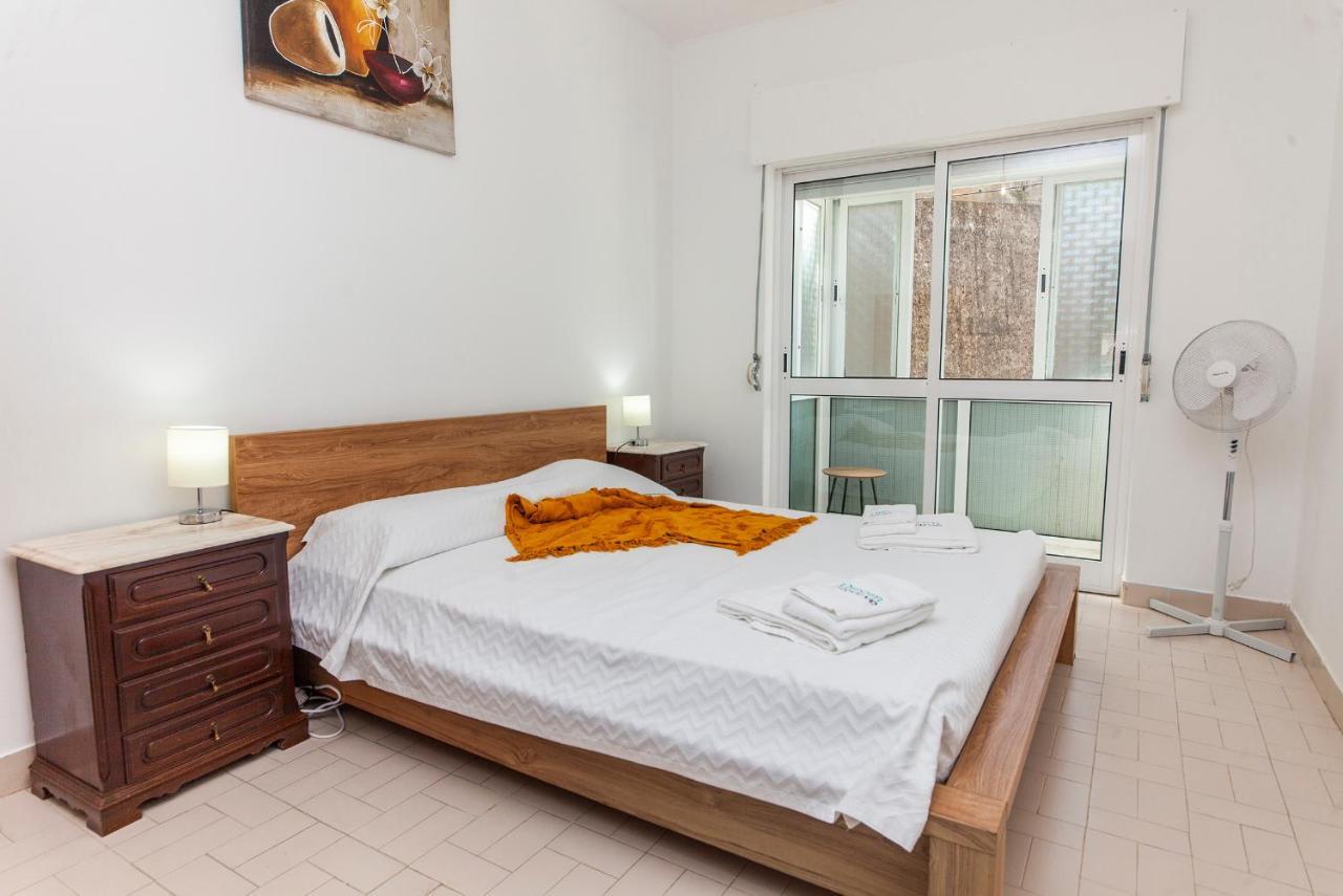 E - Local Da Trindade Guesthouse ลากอส ห้อง รูปภาพ
